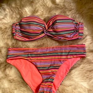💙 Victoria's Secret Stripe Bandeau Bikini - 32C